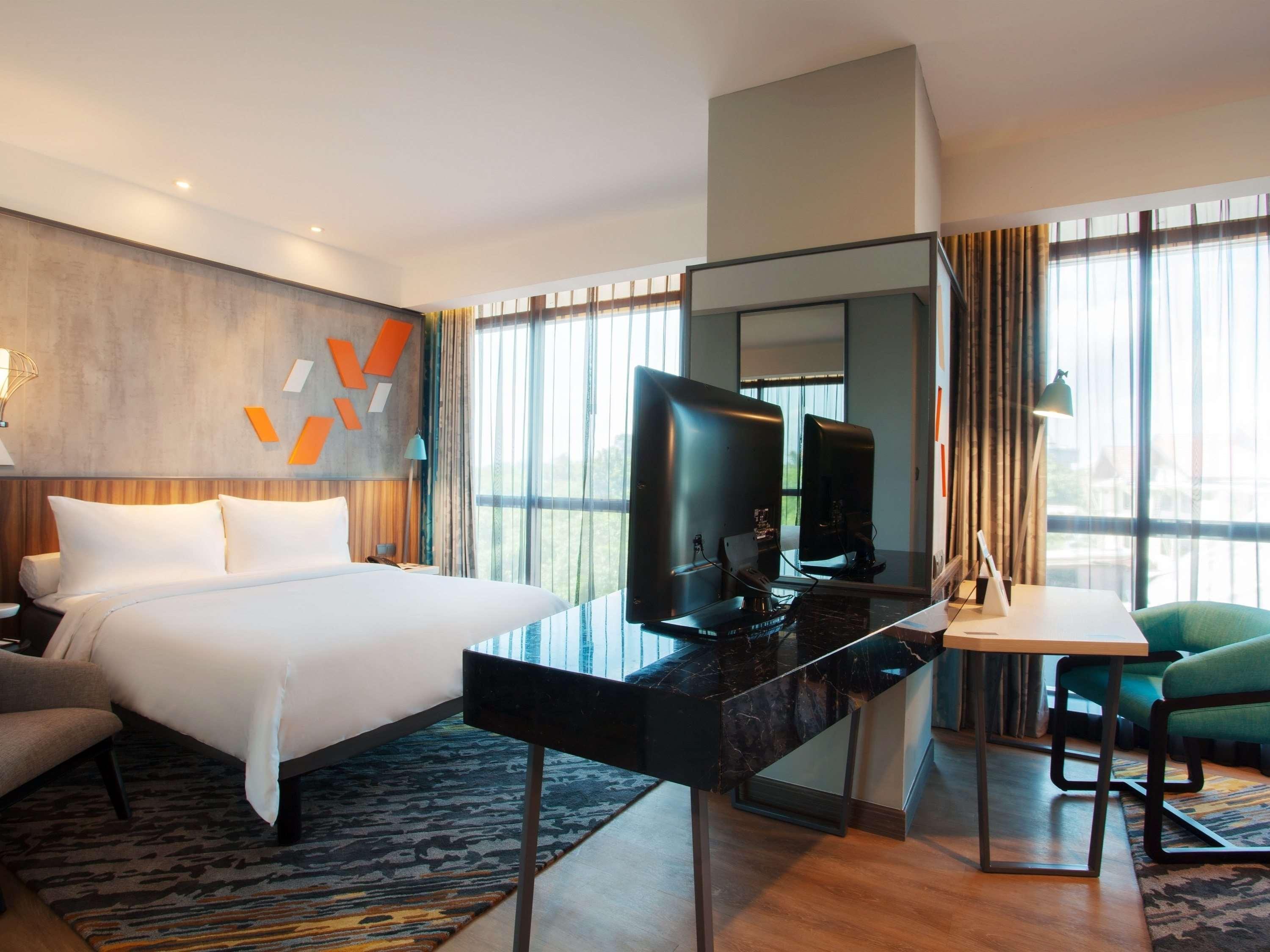 Ibis Styles Medan Pattimura Exterior photo